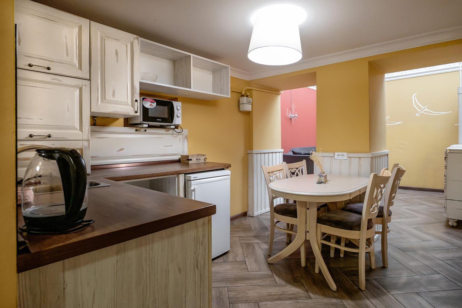 Apart Hotel Michelle Одесса Экстерьер фото